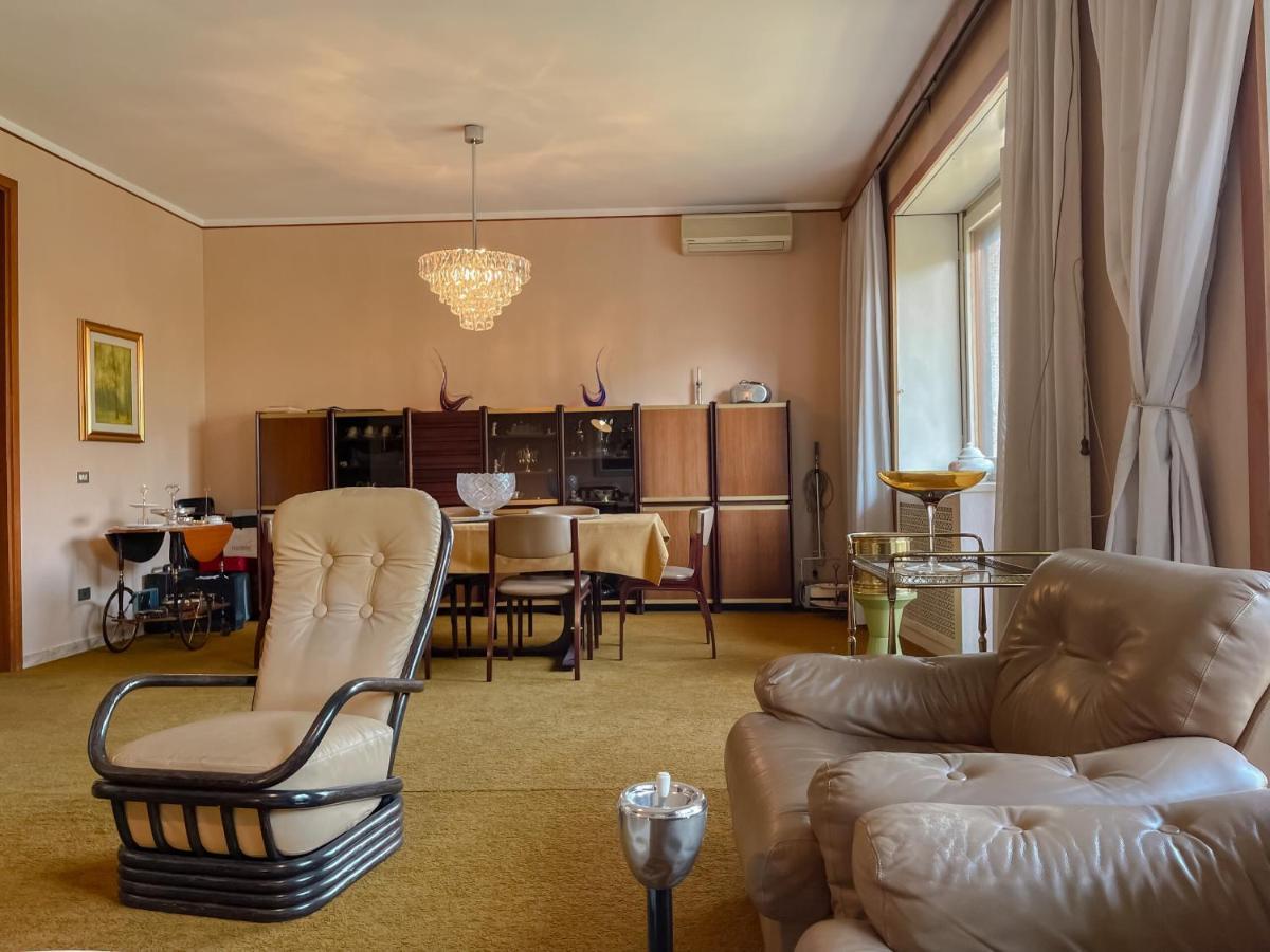 Appartement Arco Della Pace Milaan