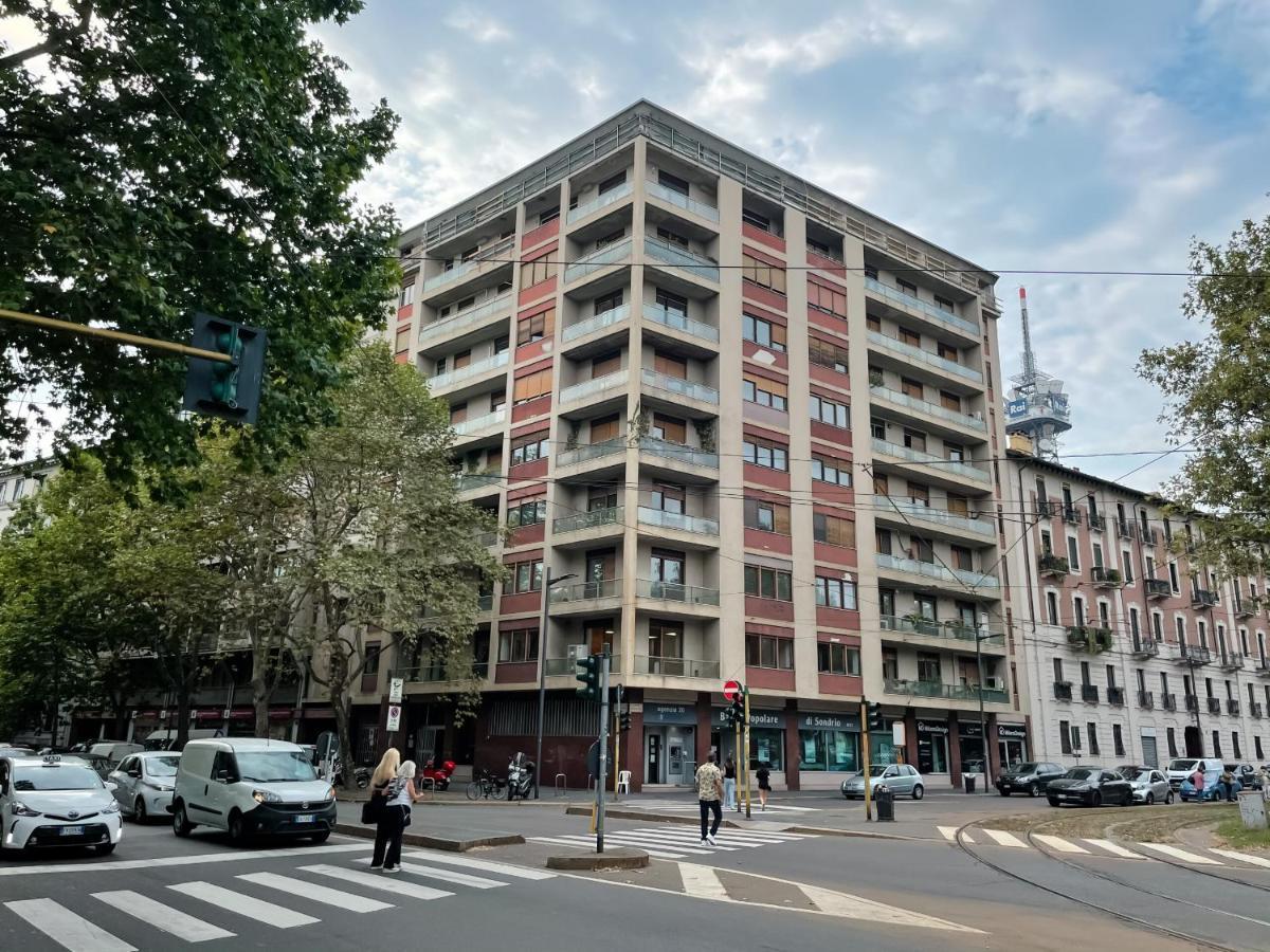 Arco Della Pace Apartment Milan